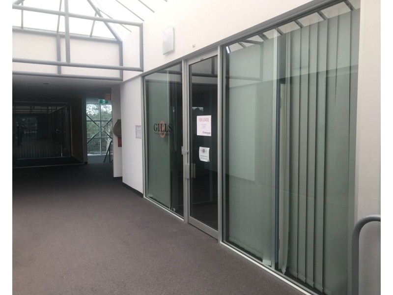 96 Manchester Road, Mooroolbark VIC 3138