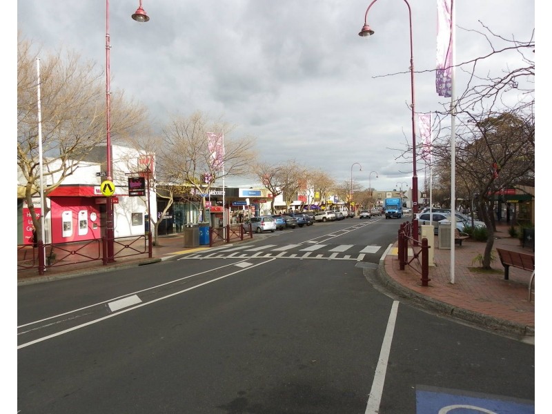 128 Main Street, Croydon VIC 3136