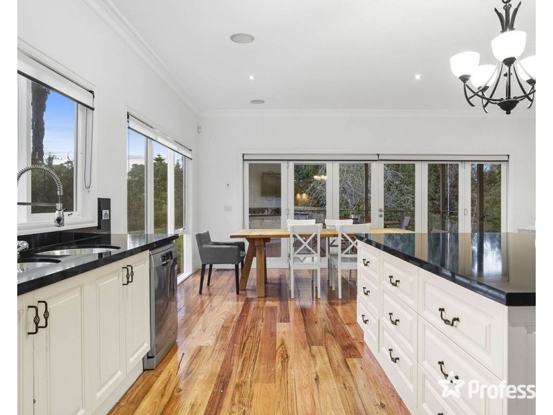 165 Cardigan Road, Mooroolbark VIC 3138
