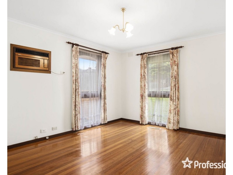 38 Clubpoint Drive, Chirnside Park VIC 3116