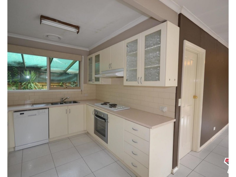 16 Tiffany Court, Montrose VIC 3765