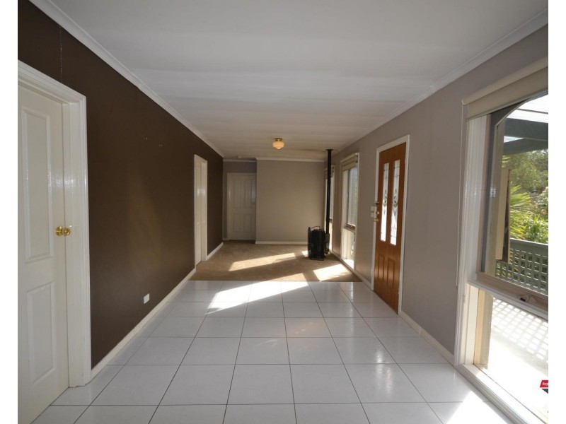 16 Tiffany Court, Montrose VIC 3765