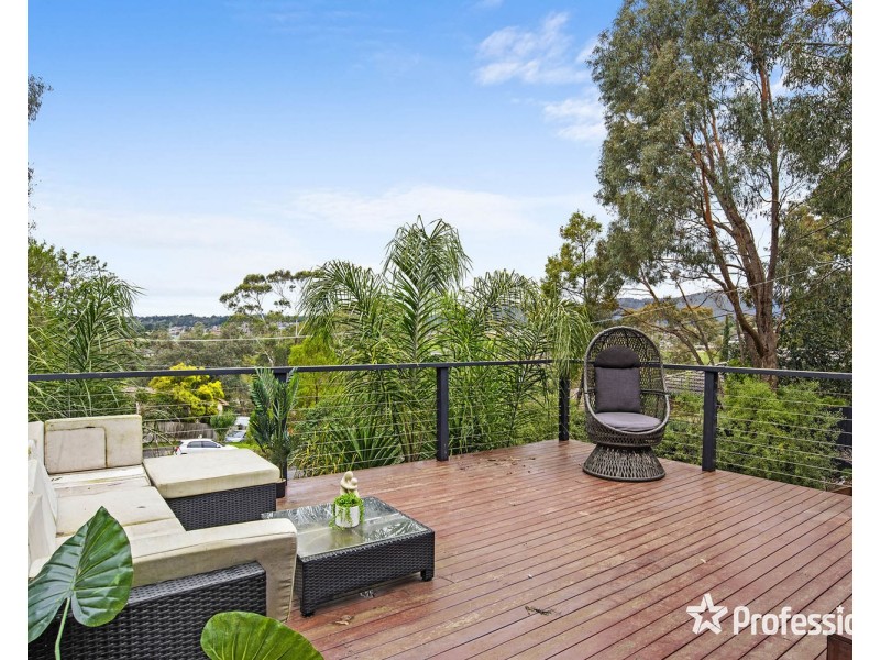 14 Landara Court, Mooroolbark VIC 3138