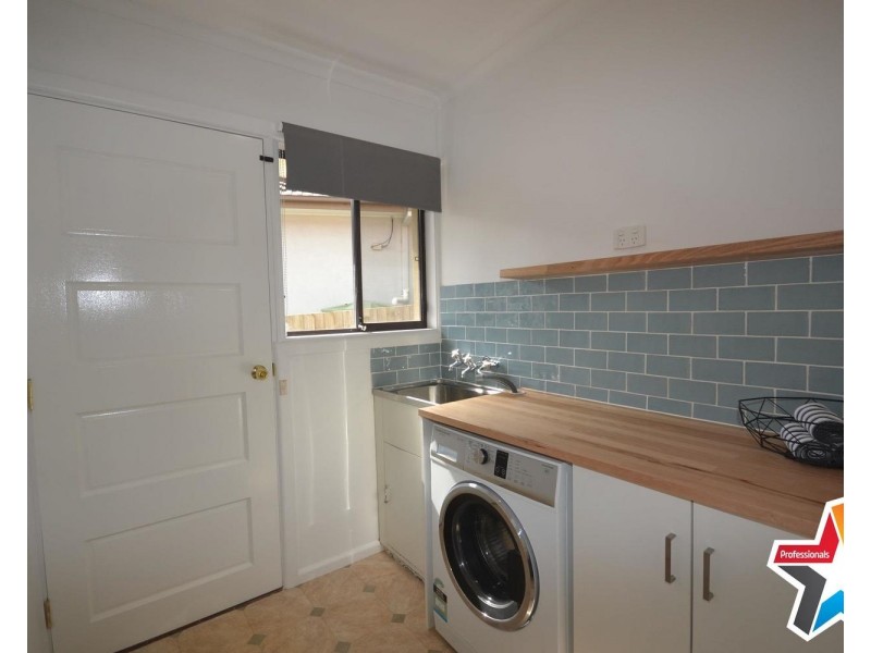 18 Greenville Street, Mooroolbark VIC 3138