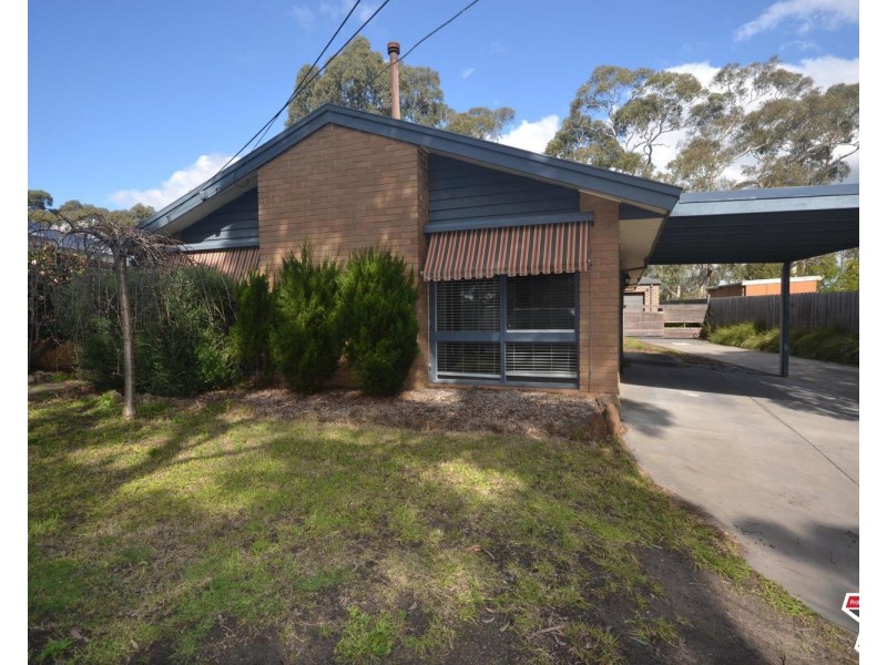 67 Diane Crescent, Croydon VIC 3136