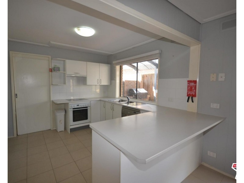 67 Diane Crescent, Croydon VIC 3136