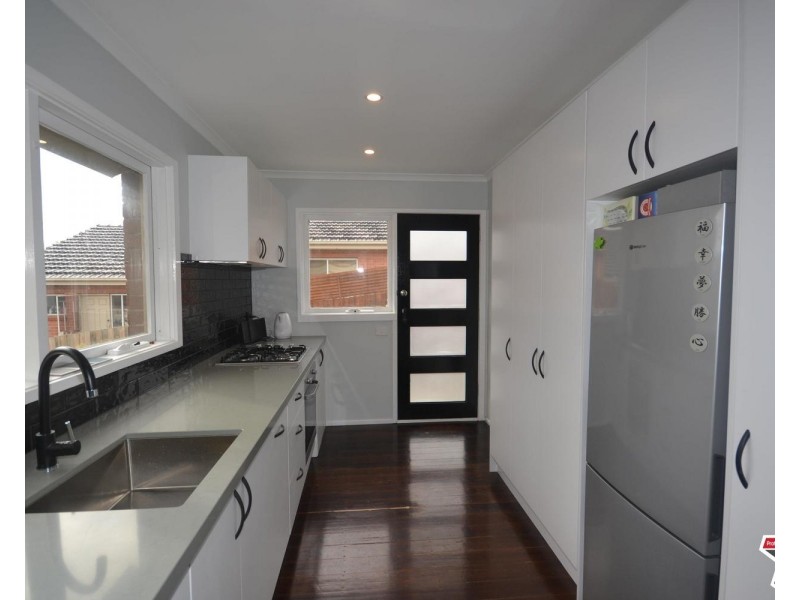 2/16 Stuart Road, Lilydale VIC 3140