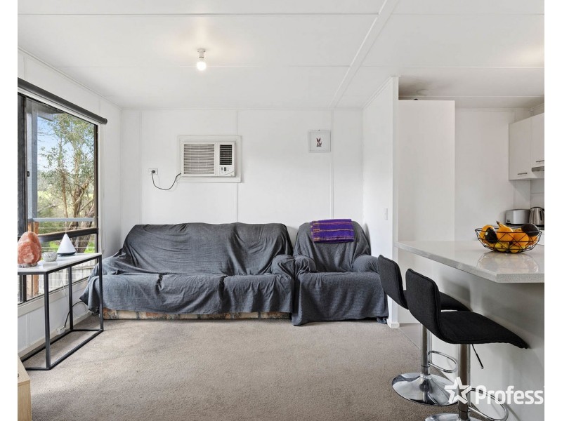 4a Nambour Drive, Mooroolbark VIC 3138