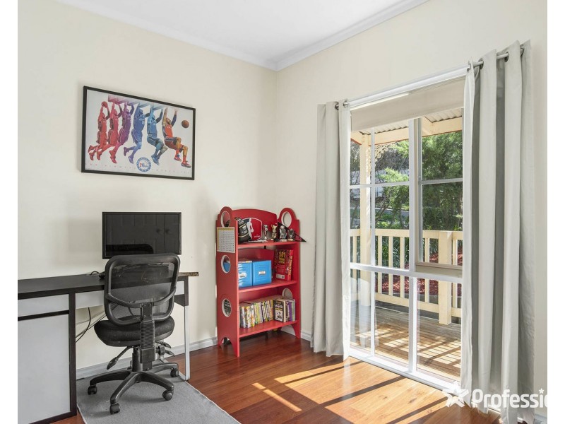 20 Masefield Avenue, Mooroolbark VIC 3138