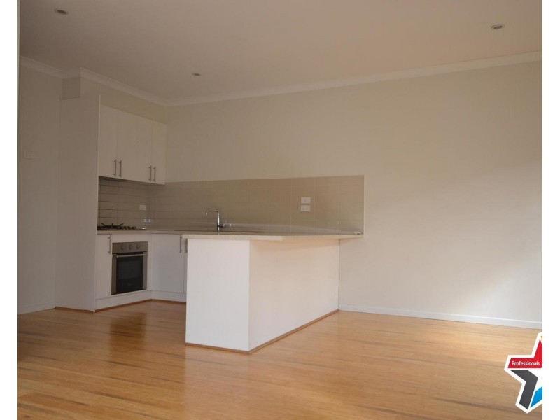 3/16 McComb Street, Lilydale VIC 3140