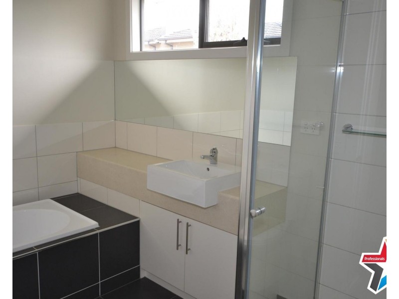 3/16 McComb Street, Lilydale VIC 3140