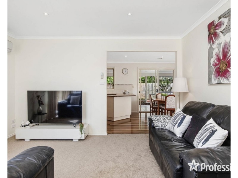 21a Piccadilly Court, Kilsyth VIC 3137