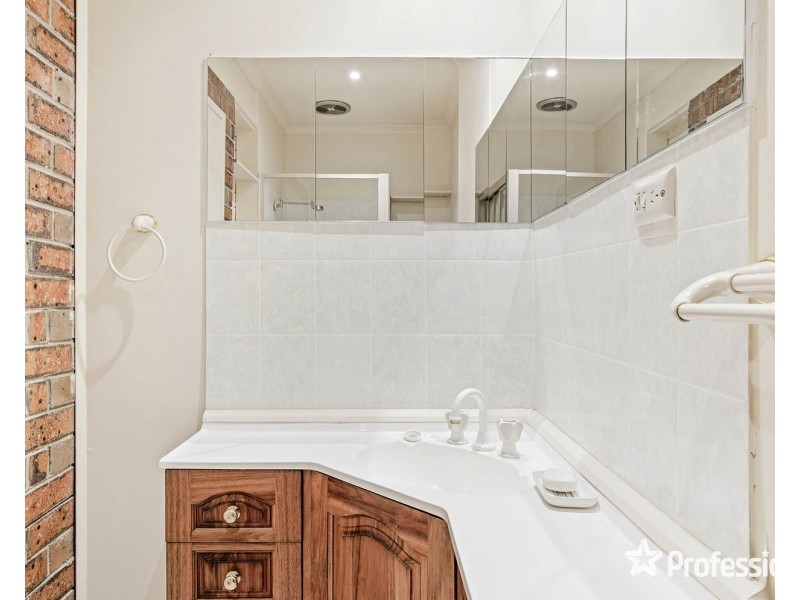 21a Piccadilly Court, Kilsyth VIC 3137