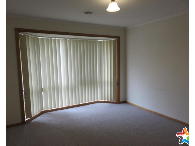 4/6 Devenish Avenue, Montrose VIC 3765