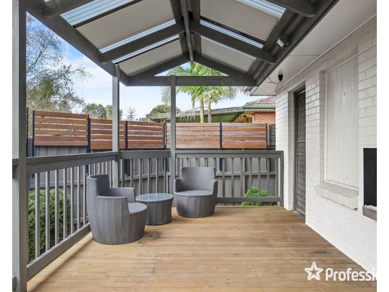 43 Dryden Concourse, Mooroolbark VIC 3138