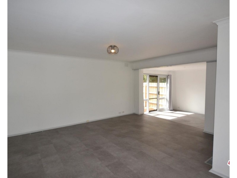 263 Manchester Road, Mooroolbark VIC 3138