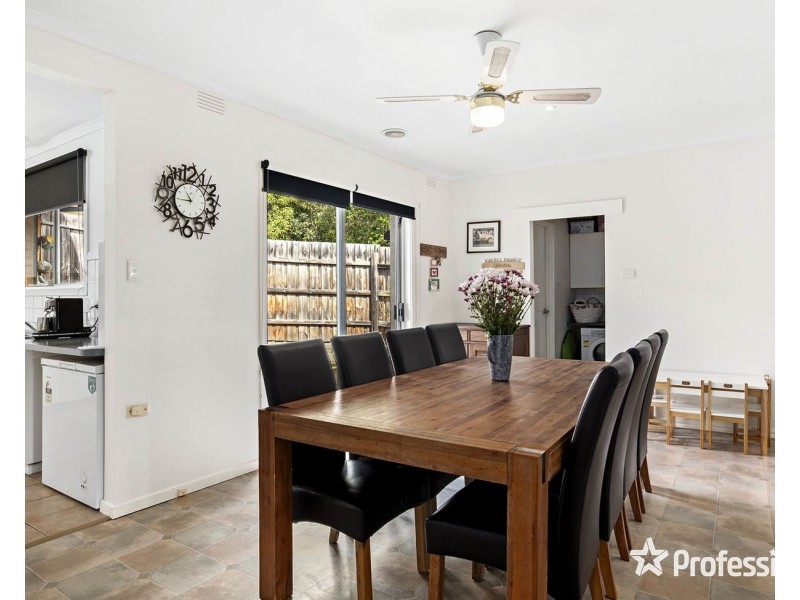 50 Cardigan Road, Mooroolbark VIC 3138