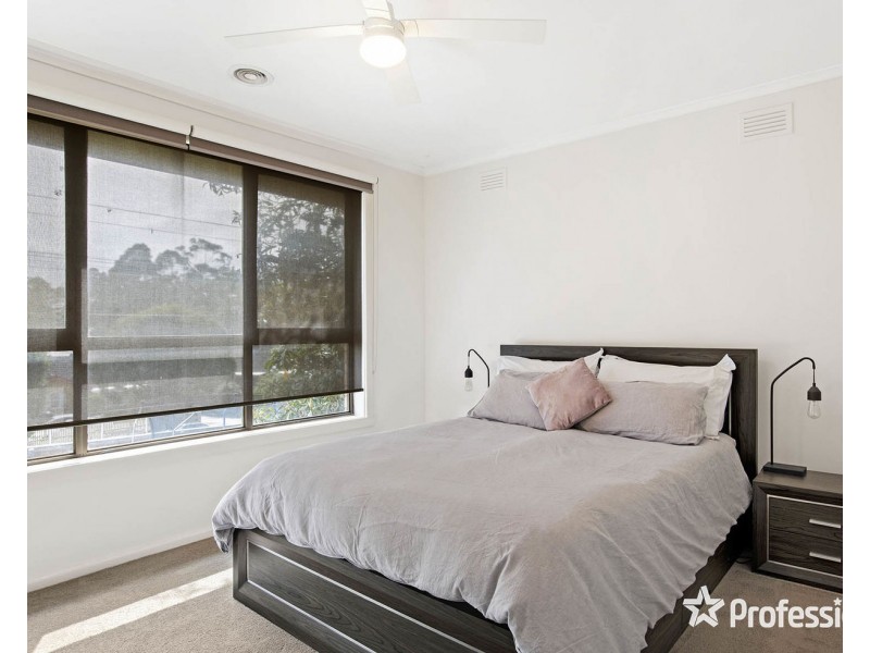 50 Cardigan Road, Mooroolbark VIC 3138