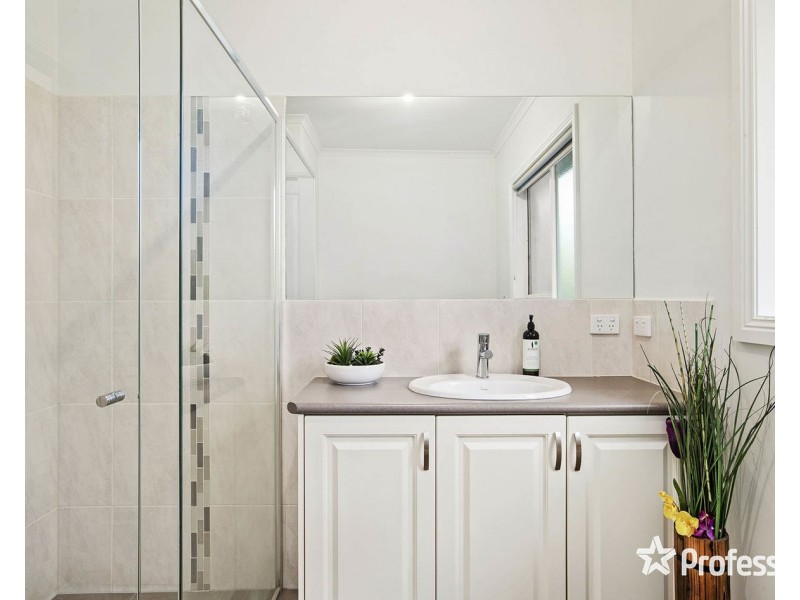 26a Kipling Avenue, Mooroolbark VIC 3138