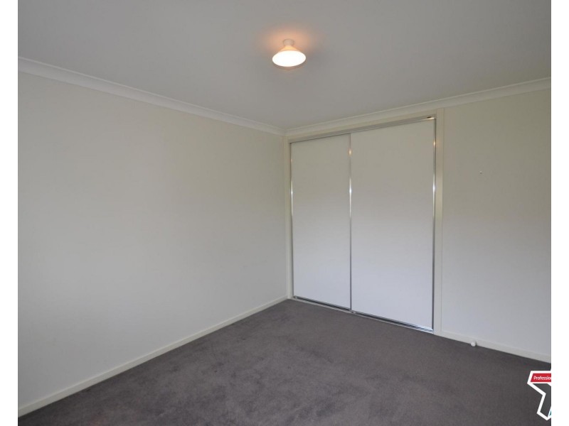 25 Spriggs Drive, Croydon VIC 3136