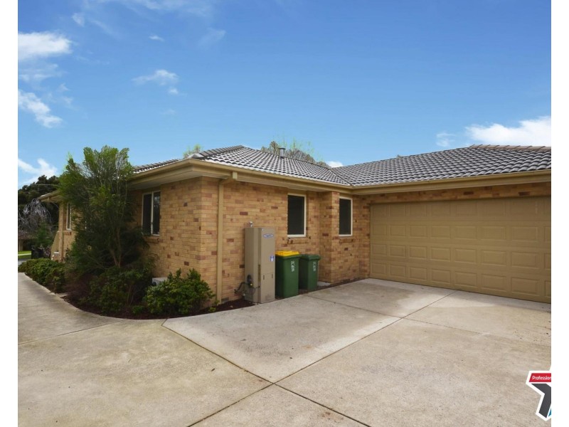 38  Cardigan Road, Mooroolbark VIC 3138