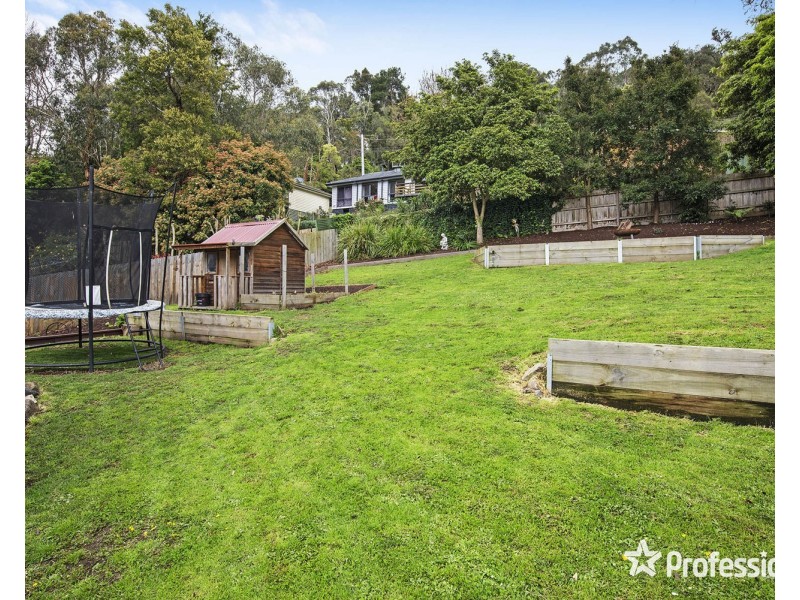 23 Olive Grove, Lilydale VIC 3140