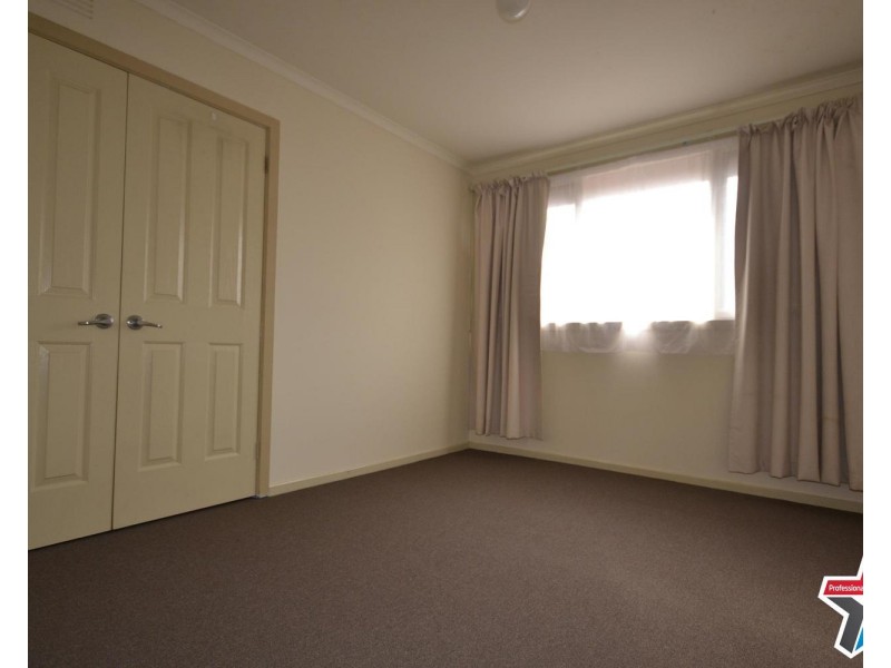 7 Landstrom Quadrant, Kilsyth VIC 3137