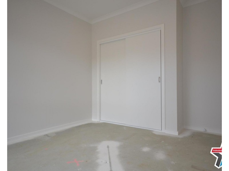 4 Reska Place, Mooroolbark VIC 3138