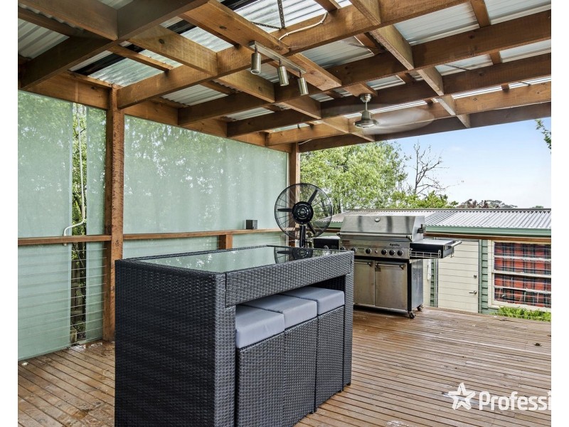 5 Rolloway Rise, Chirnside Park VIC 3116