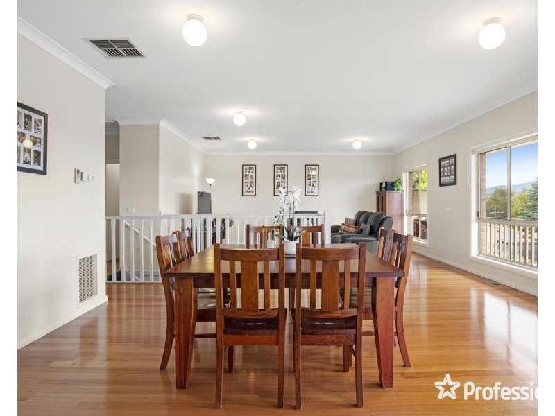 24 Summit Road, Lilydale VIC 3140