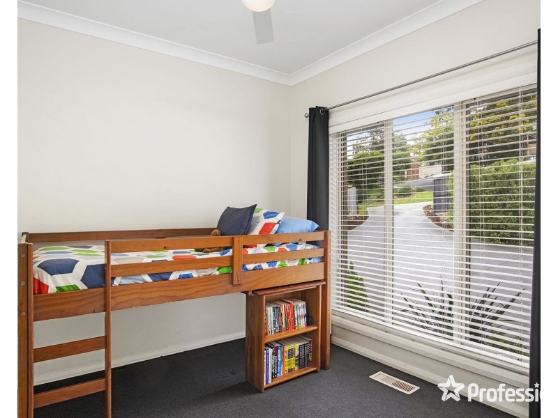 24 Summit Road, Lilydale VIC 3140