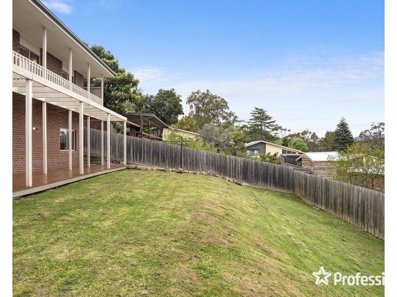 24 Summit Road, Lilydale VIC 3140