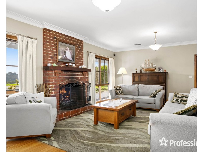 59 Spring Road, Silvan VIC 3795