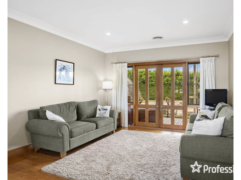 59 Spring Road, Silvan VIC 3795