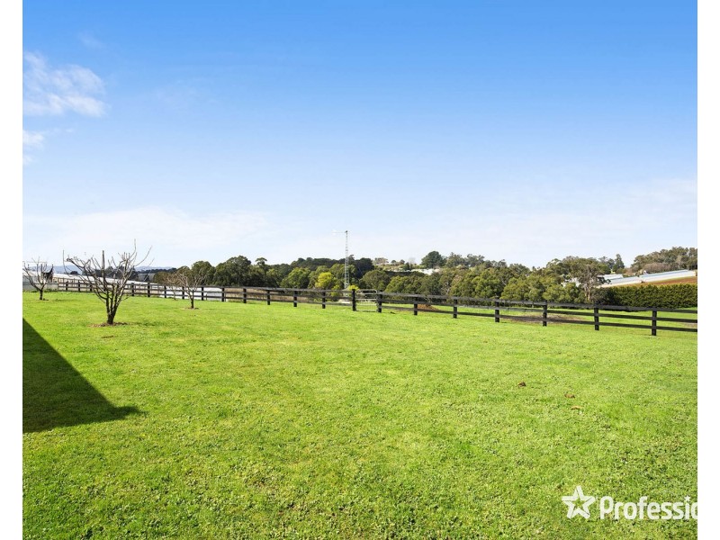 59 Spring Road, Silvan VIC 3795