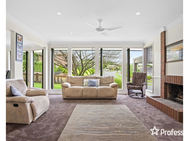 3 Partridge Way, Mooroolbark VIC 3138