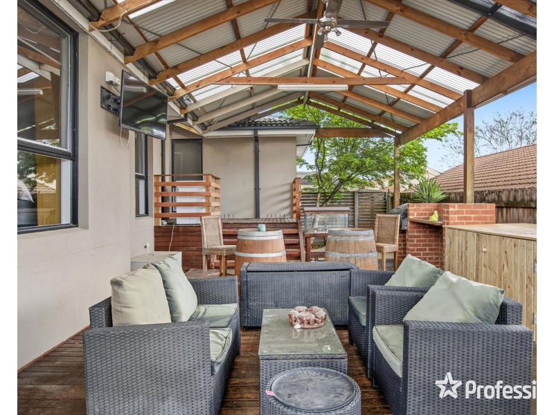 3 Partridge Way, Mooroolbark VIC 3138