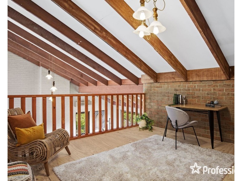 9 Highleigh Court, Mooroolbark VIC 3138