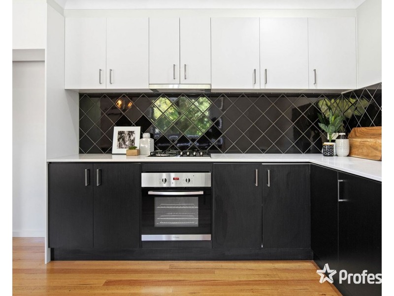 2/123 Lincoln Road, Croydon VIC 3136