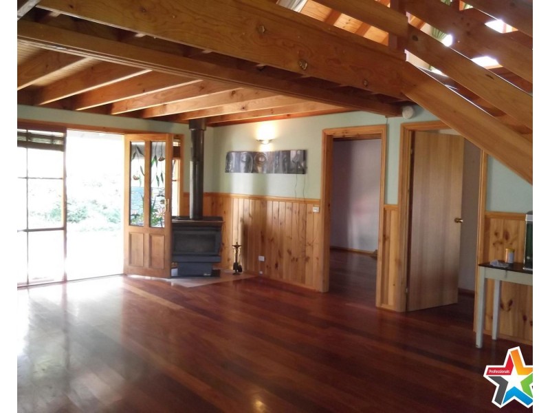 145a Jumping Creek Road, Wonga Park VIC 3115