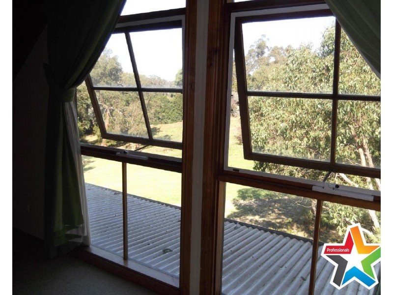 145a Jumping Creek Road, Wonga Park VIC 3115
