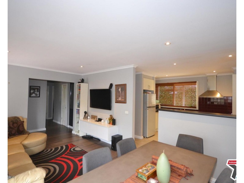 76 Cardigan Road, Mooroolbark VIC 3138