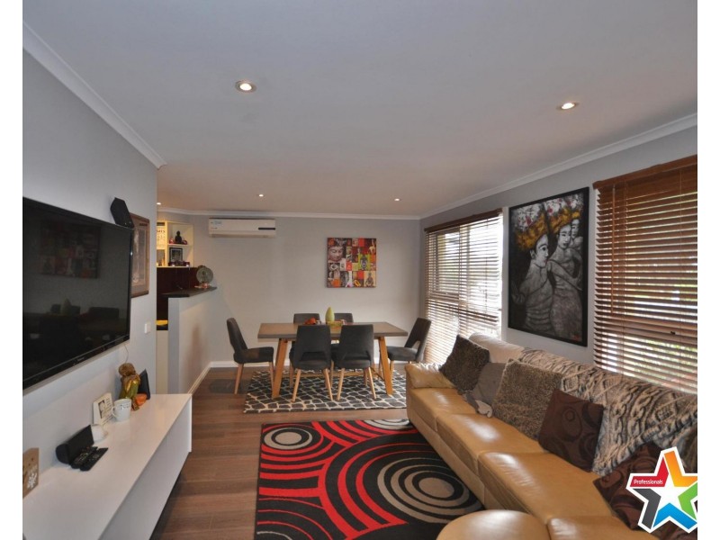 76 Cardigan Road, Mooroolbark VIC 3138