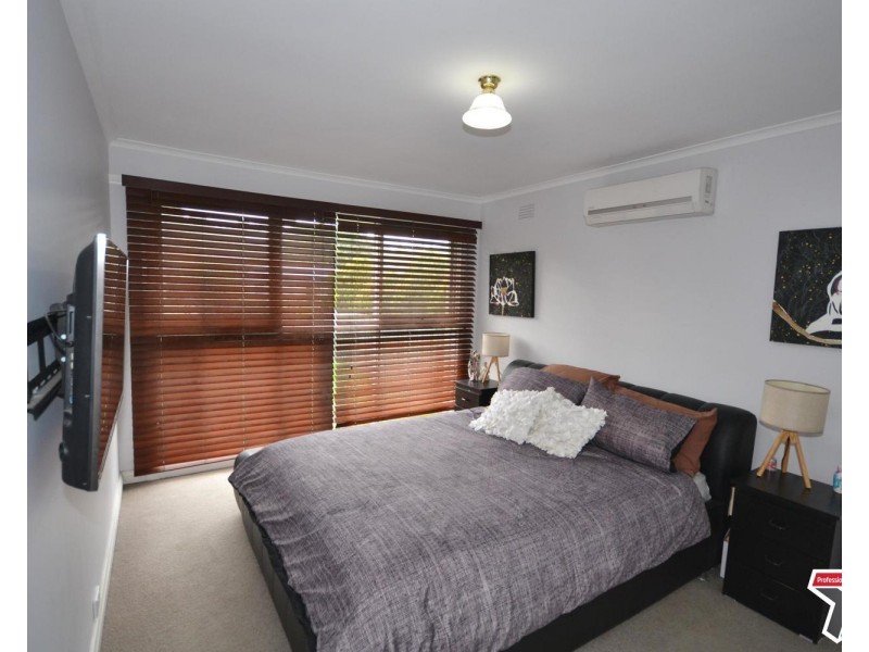 76 Cardigan Road, Mooroolbark VIC 3138