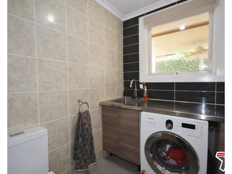 76 Cardigan Road, Mooroolbark VIC 3138