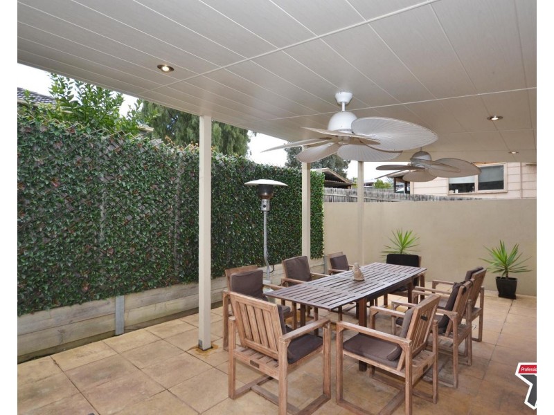 76 Cardigan Road, Mooroolbark VIC 3138