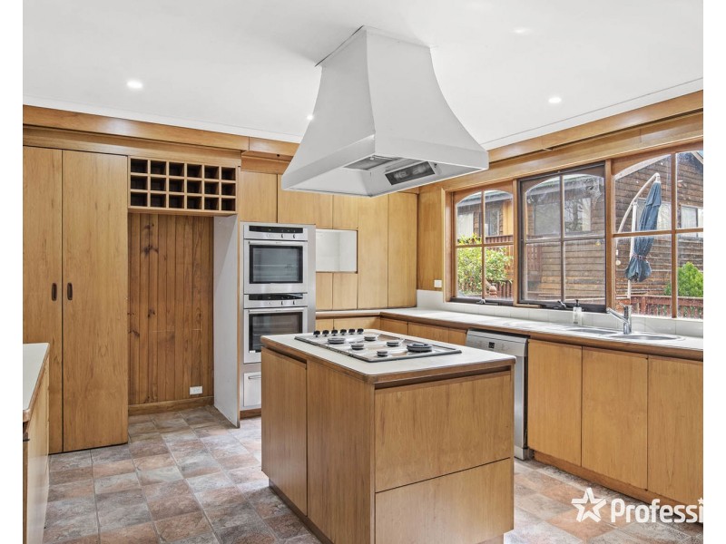 25-27 Eothen Lane, Kilsyth VIC 3137