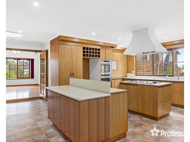 25-27 Eothen Lane, Kilsyth VIC 3137