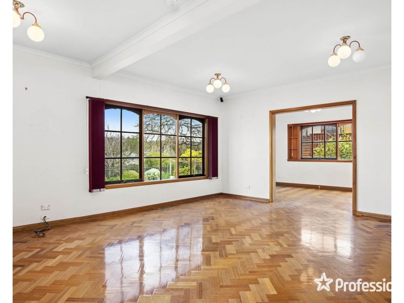 25-27 Eothen Lane, Kilsyth VIC 3137