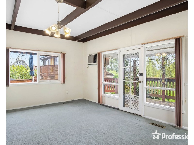 25-27 Eothen Lane, Kilsyth VIC 3137